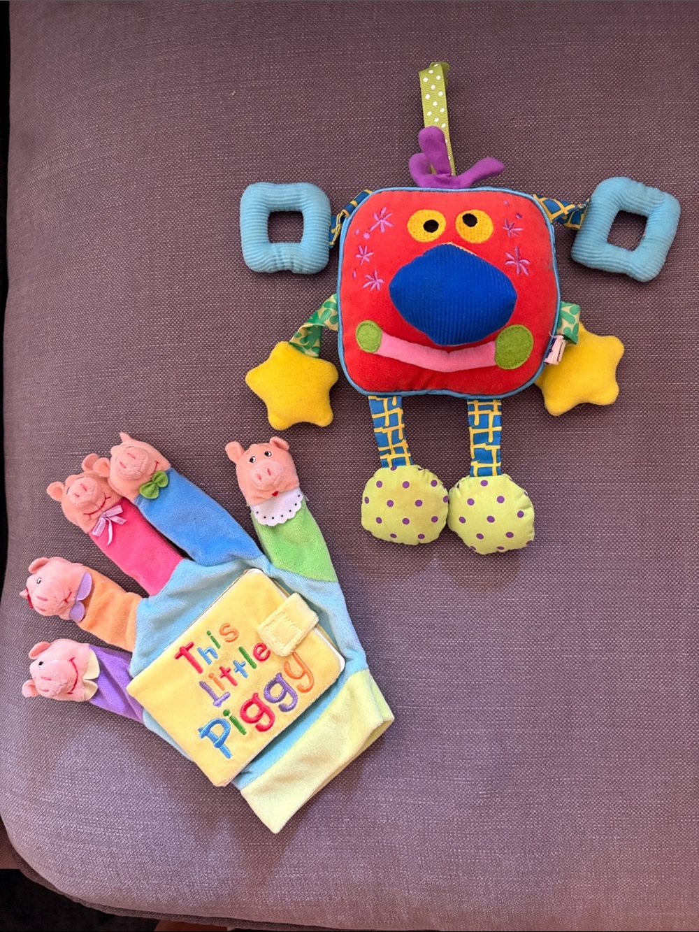 Whoozit & finger puppet book